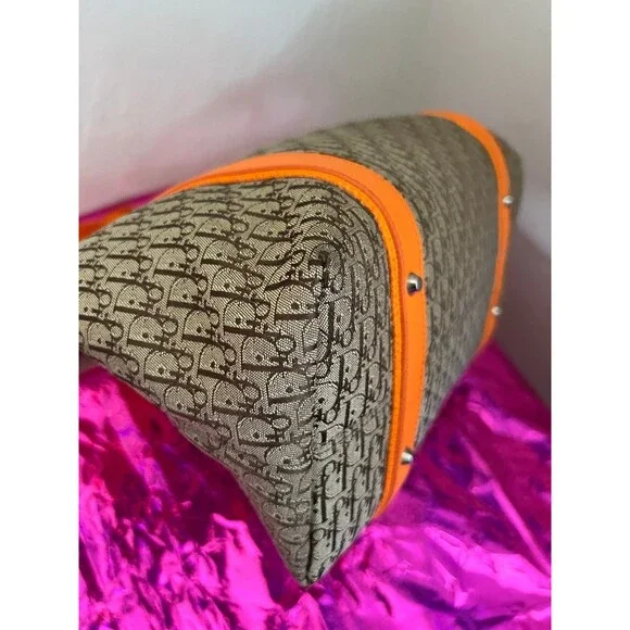 Beautiful vintage Dior Street Trotter Chic Collection large shoulder bag EUC 🧡 - Picture 7 of 13
